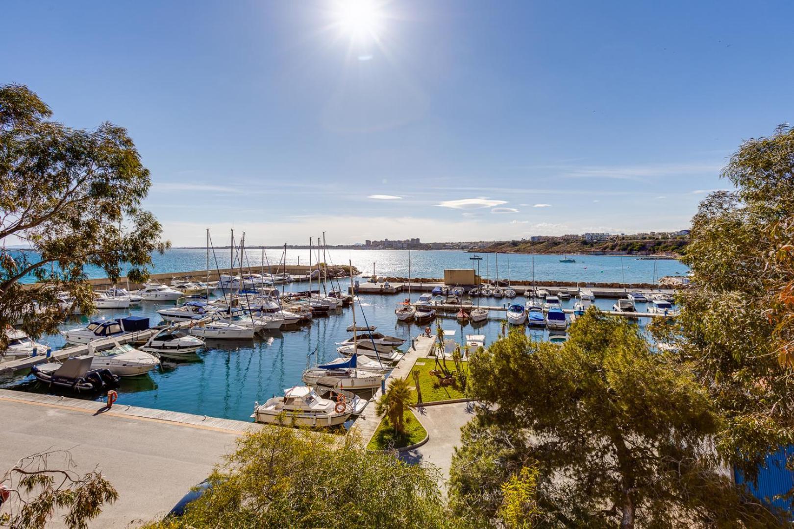 Vitamin Sea Apt Close To Campoamor Beach オリウエラ エクステリア 写真